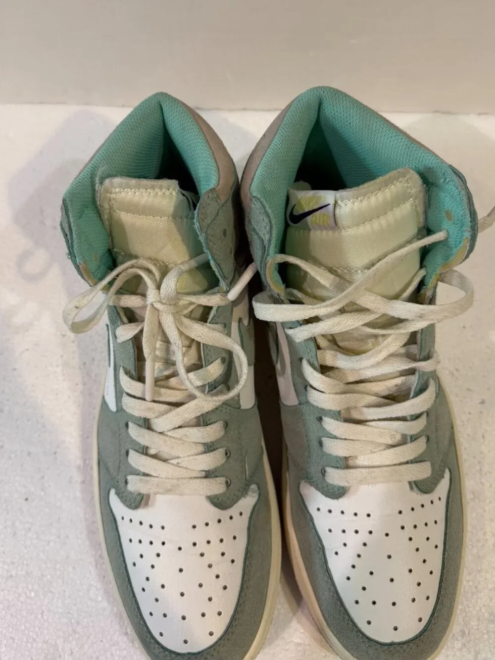 Nike Air Jordan 1 Retro OG High Turbo Green Mens Size 12 (555088-311) RARE